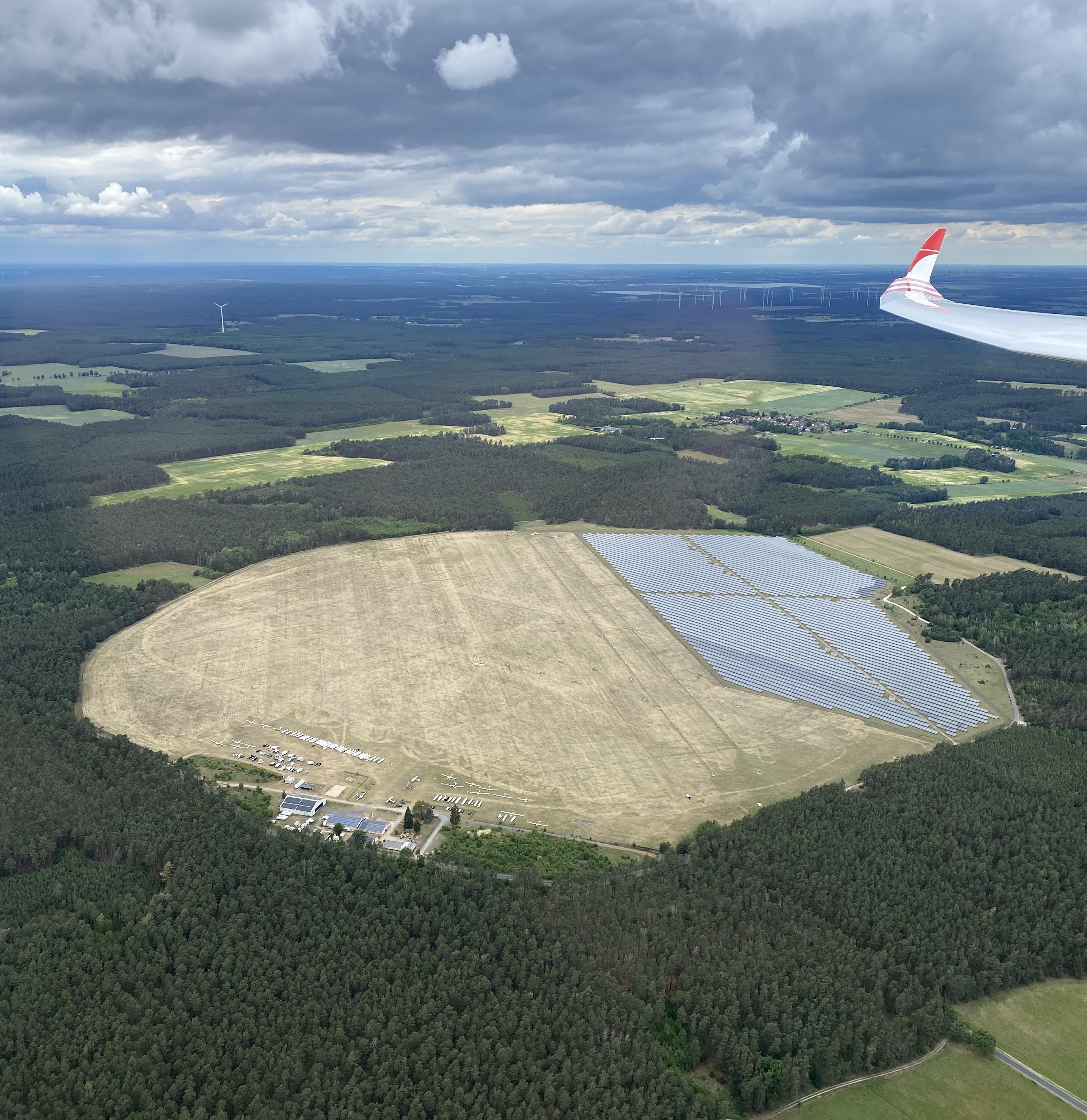 Flugplatz Bronkow von oben